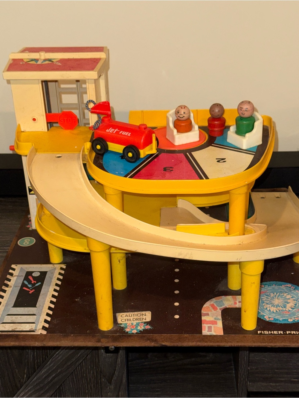 Fisher price 1970’s Vinatge airport jet fuel wooden people & chairs